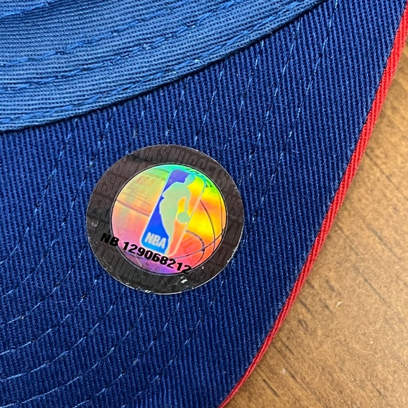 Detroit Pistons, OS - Picture 6 of 13